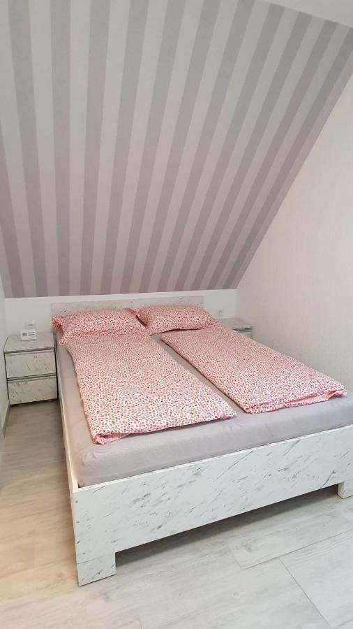 Apartment V&p *